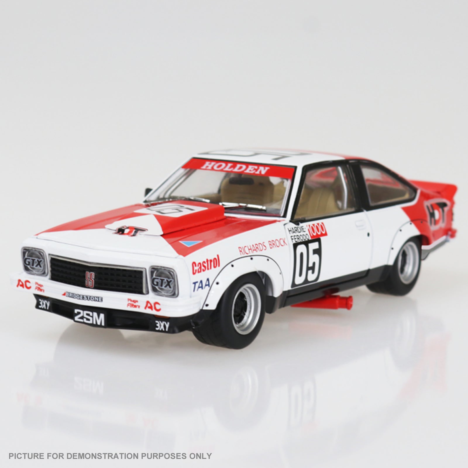 DDA Collectibles Series - 1:24 #05 Holden A9X Torana 1979 Bathurst Winner